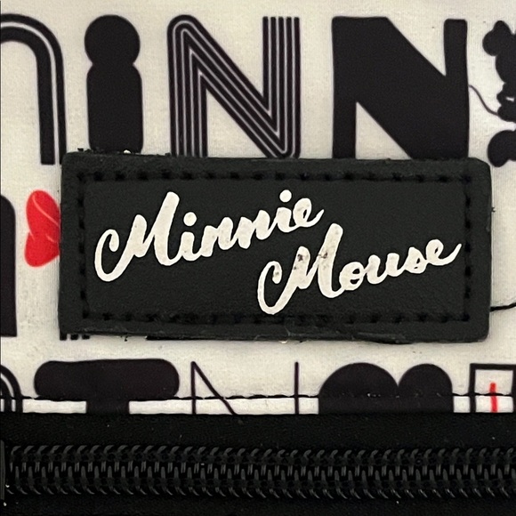 Bioworld Disney Minnie Mouse Black and Red Small Mini Messenger Bag Purse NWT - Picture 7 of 14